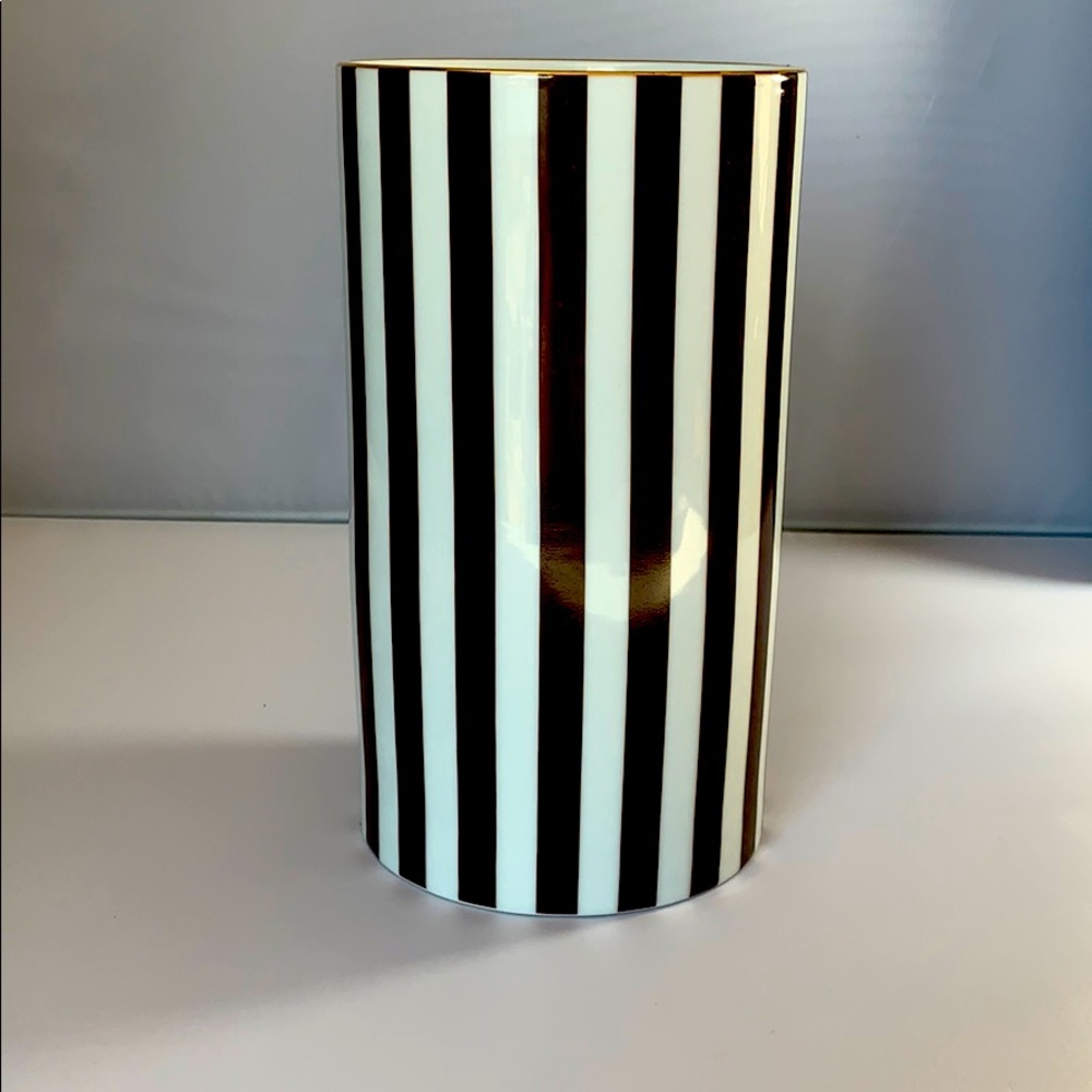 Henri Bendel logo stripe vase